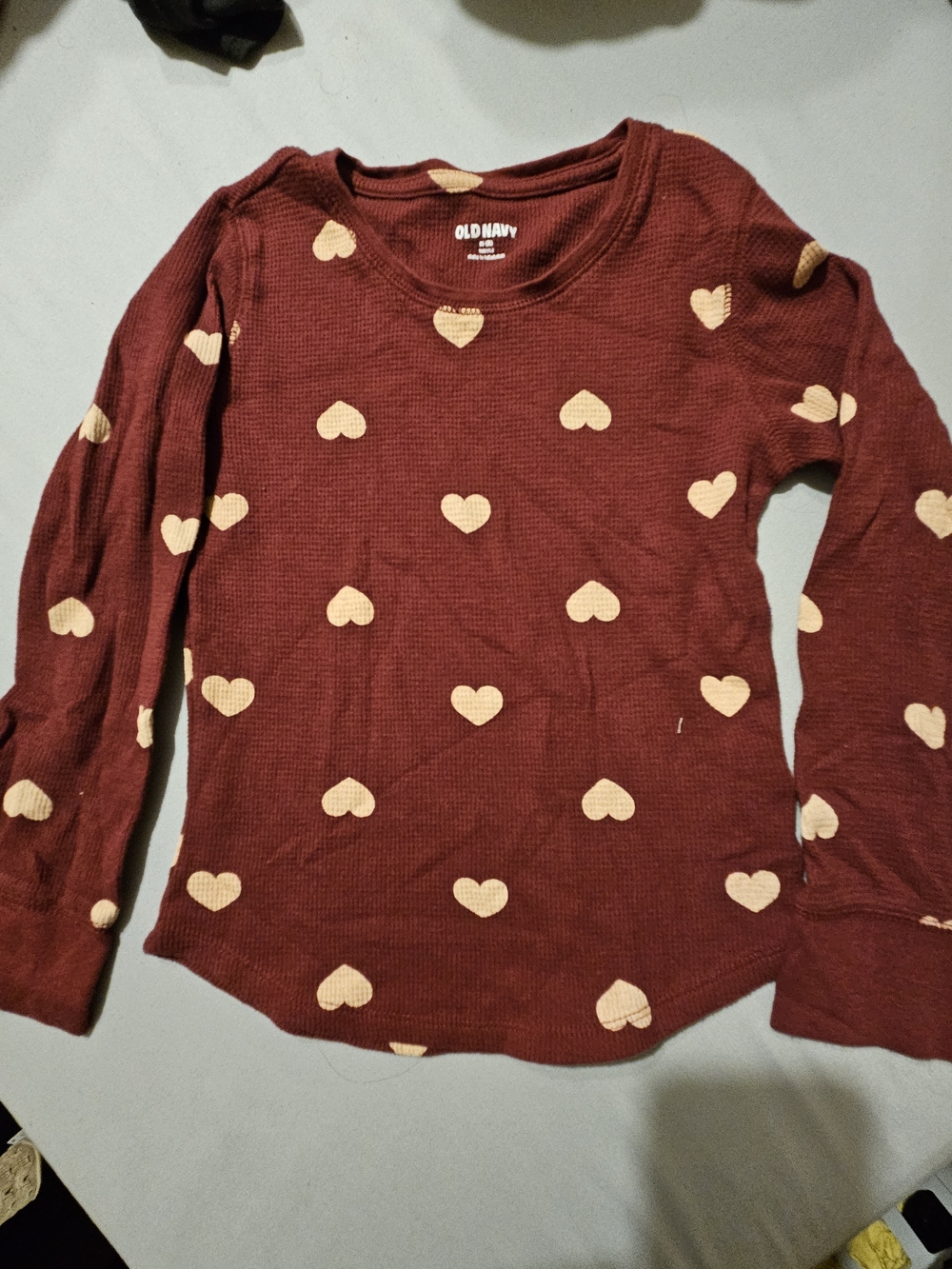 Old Navy Burgundy Long-Sleeve Thermal Top with Cream Heart Print